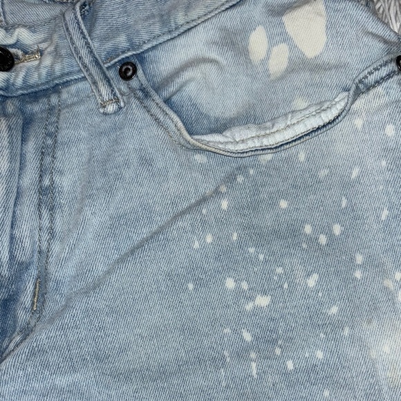 Distressed Denim Shorts - Picture 7 of 10